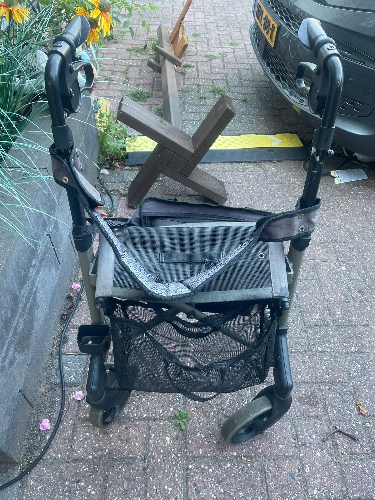 Lichtgewicht rollator, Diversen, Ophalen, Lichtgewicht, Zo goed als nieuw