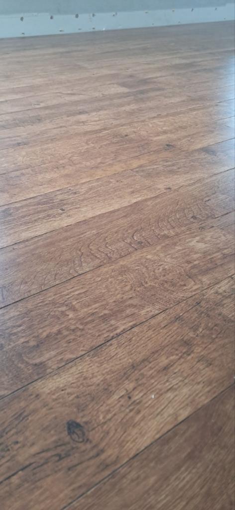Laminaat vloer. 40 m2, Ophalen, Overige materialen, Gebruikt, 50 tot 150 cm