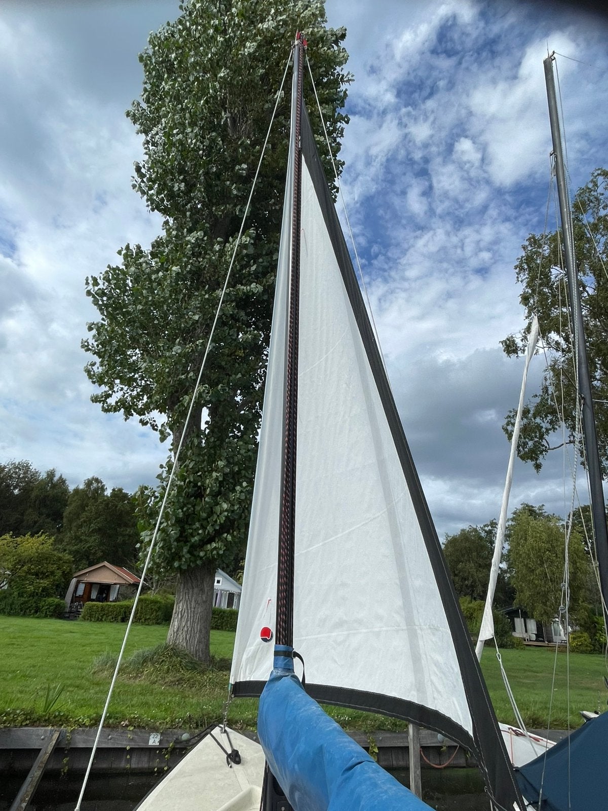 Rolgenua Polyvalk met UV-bescherming. Wit met zwart., Minder dan 15 m², Ophalen of Verzenden, Zo goed als nieuw, Genua of Fok