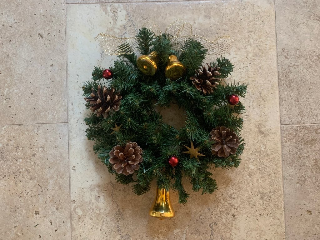 "Kerstkrans / Kerst Krans met 3 Gouden Kerstklokjes" Nieuw, Diversen, Kerst, Ophalen of Verzenden, Nieuw