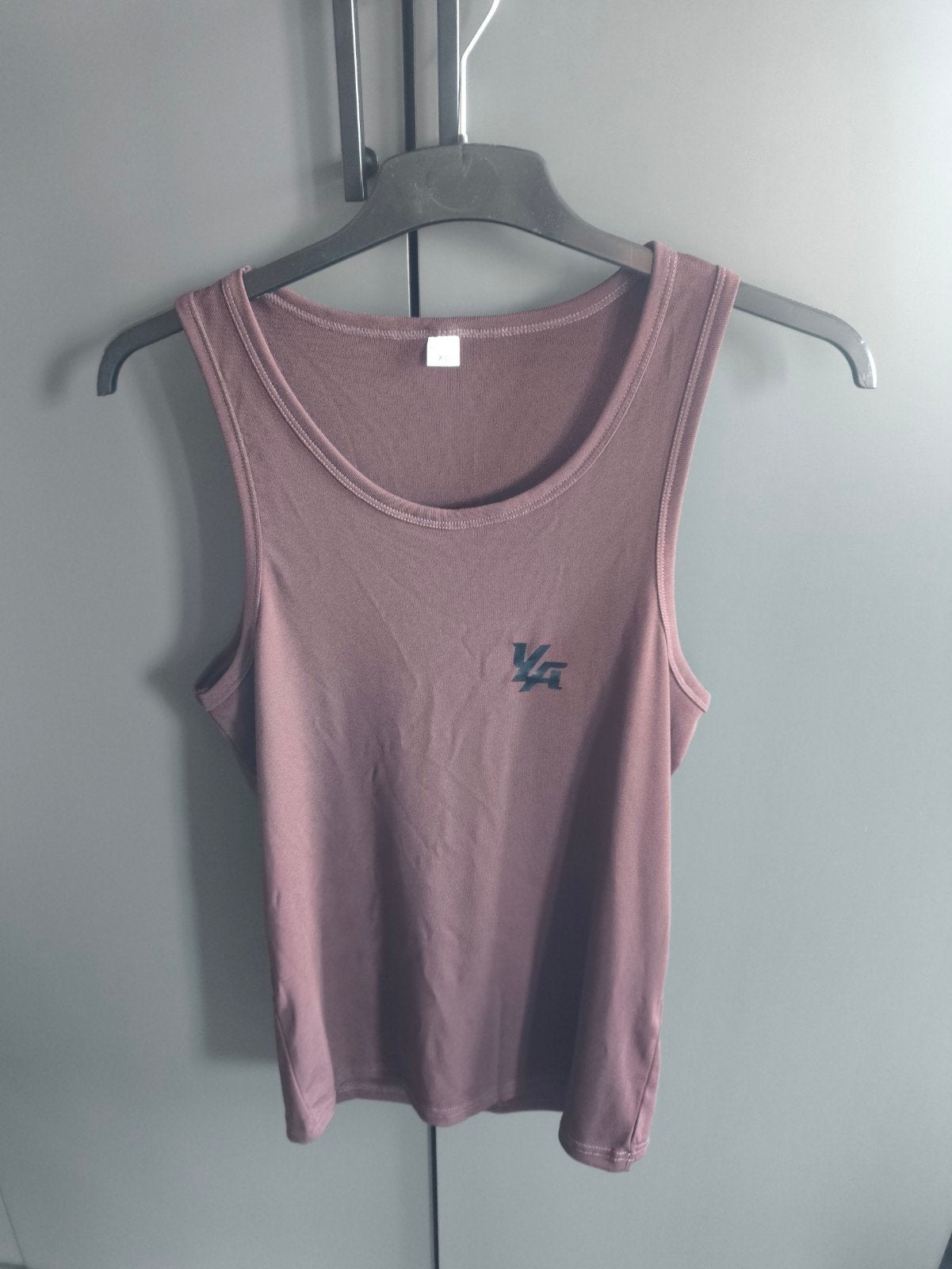 Leuke tanktop valt als maat M - nieuw, Ophalen of Verzenden, Nieuw