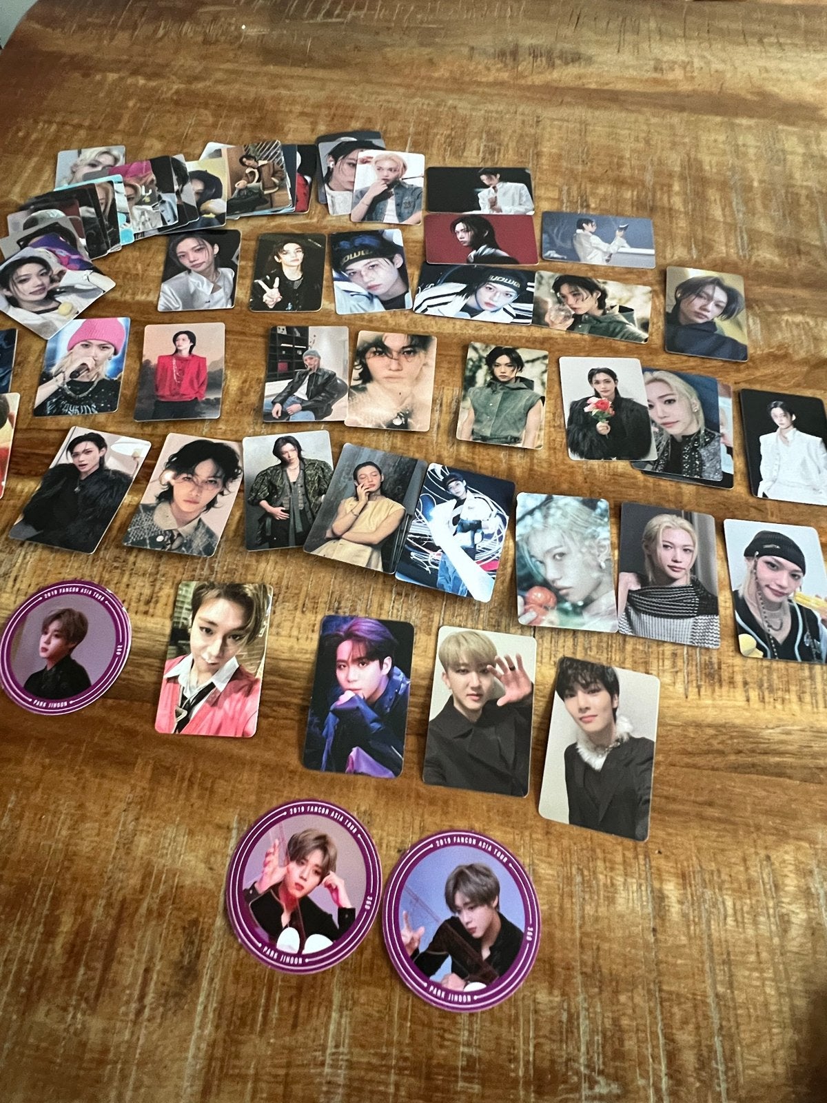 Grote collectie K-pop fotokaarten en buttons - Stray Kids Fe, Ophalen of Verzenden, Gebruikt