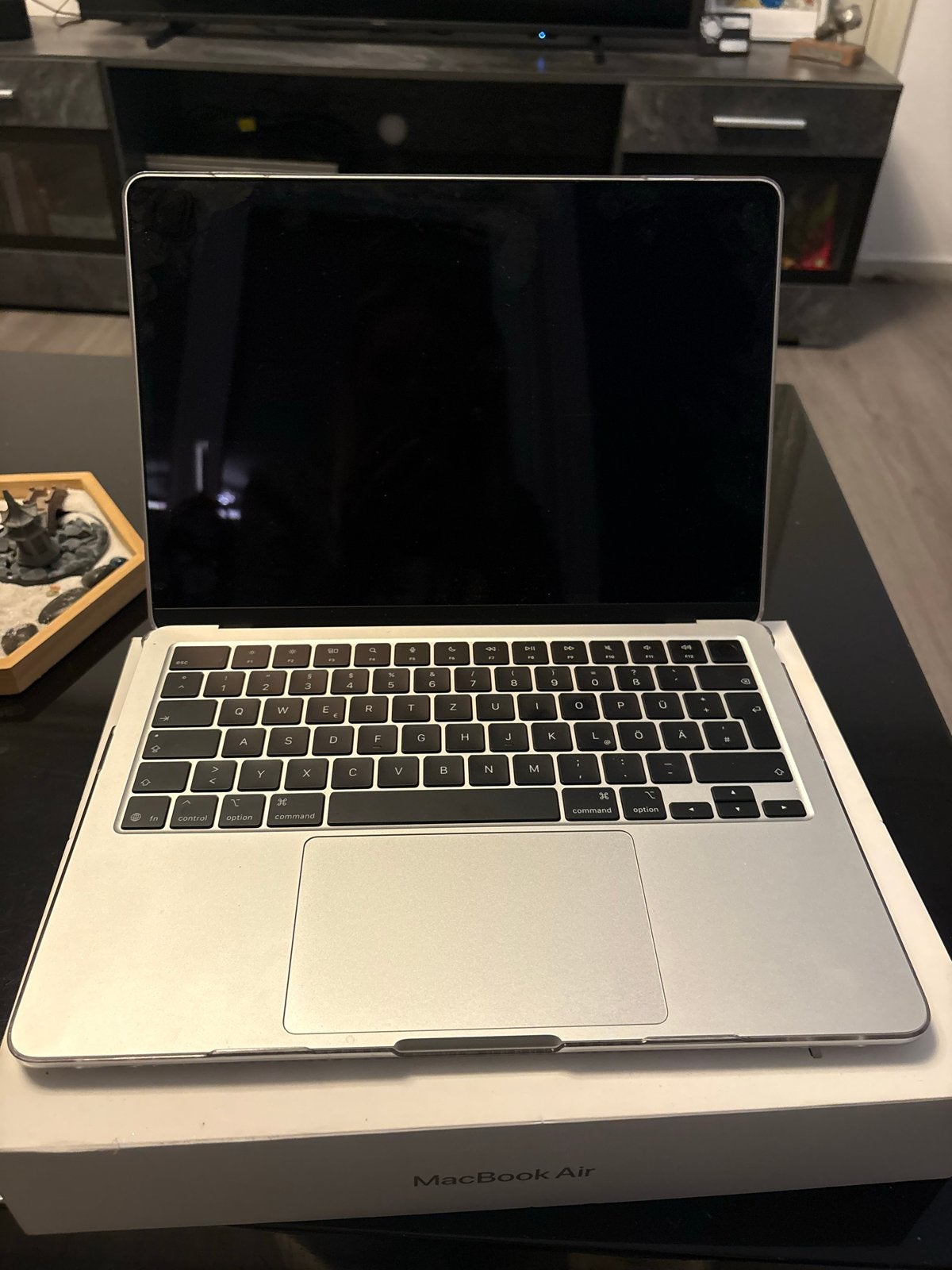 Foto 2 van MacBook Air 13 inch - Zo goed als nieuw