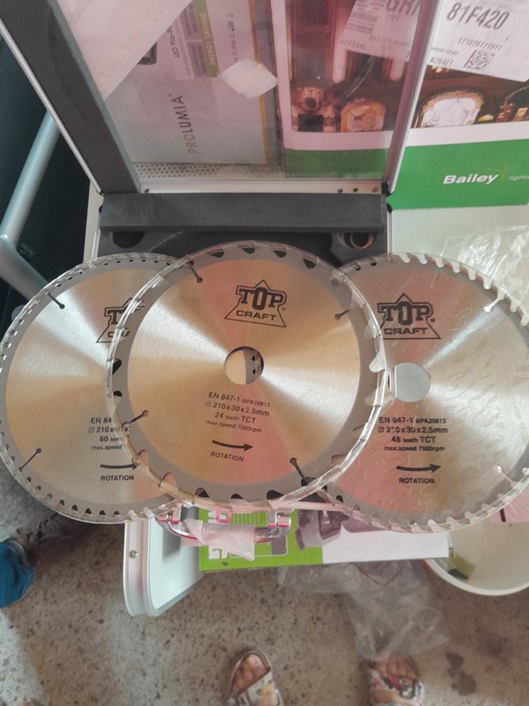 3 Nieuwe zaagbladen, Doe-het-zelf en Verbouw, Ophalen, Cirkelzaag, Nieuw, 30 tot 70 mm
