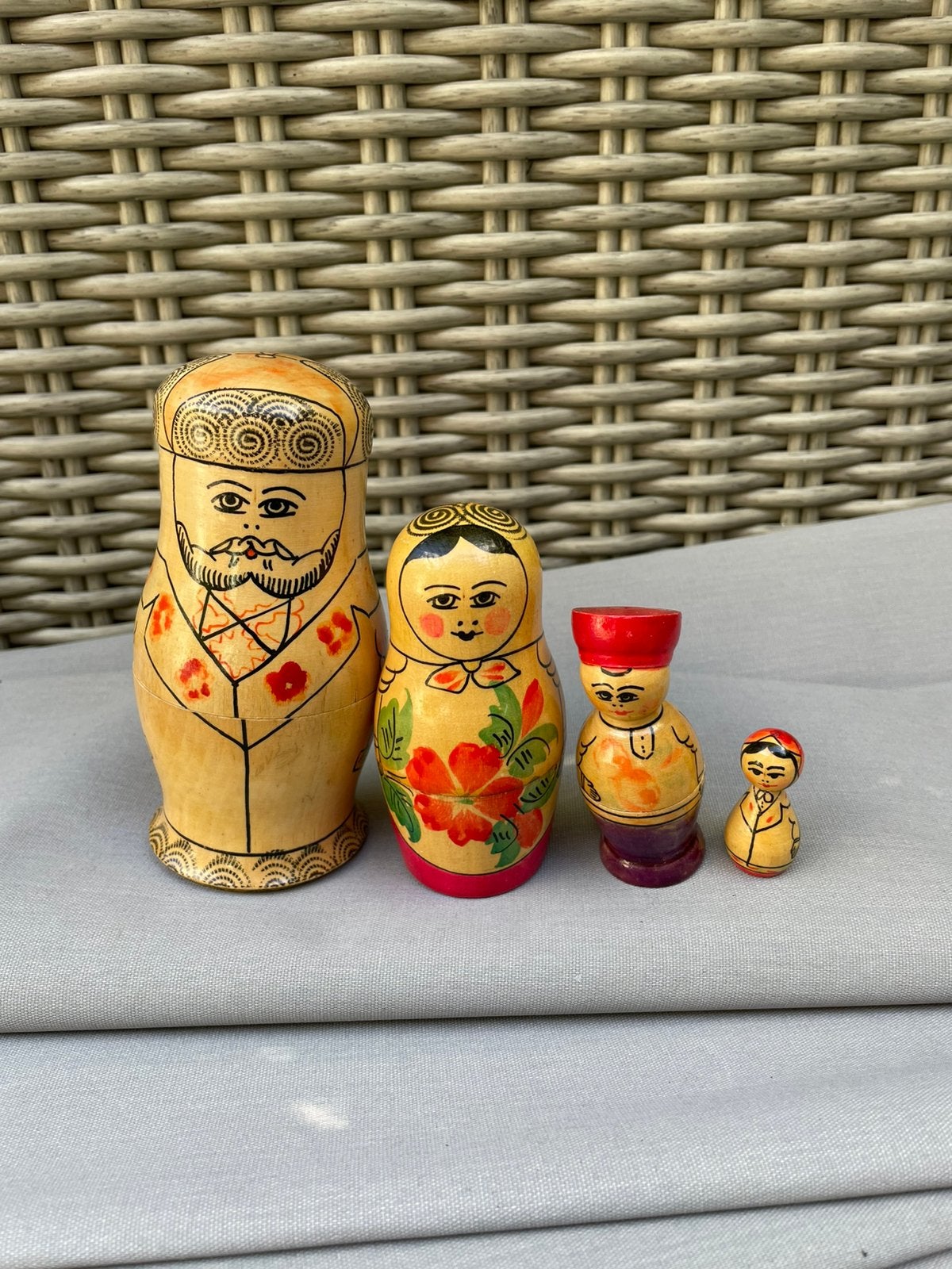 Oude matroesjka poppetjes, Ophalen of Verzenden