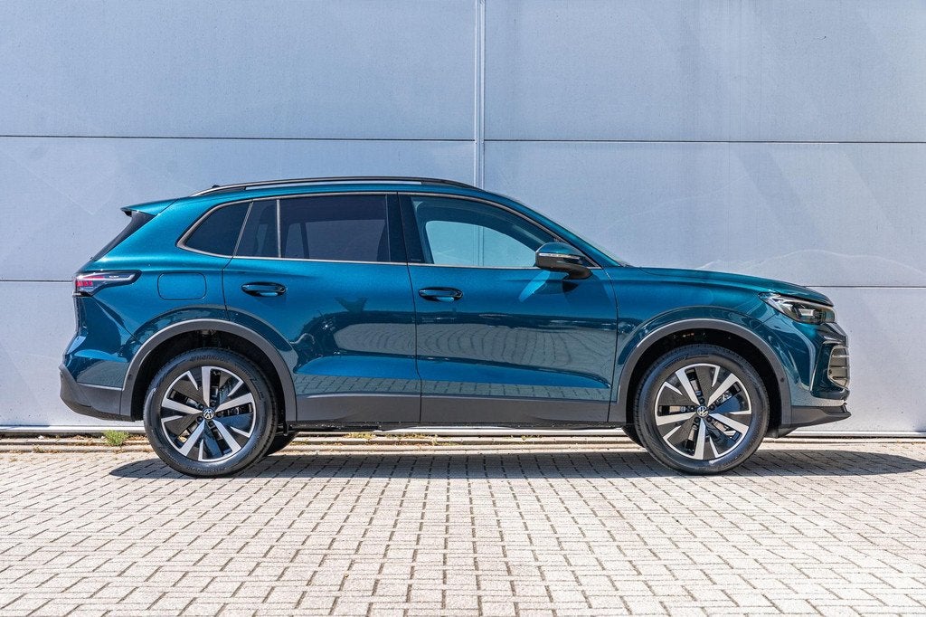 Volkswagen Tiguan 1.5 eHybrid 204pk Life Edition | Trekhaak, Auto's, 12 maanden, Stof, 1498 cc, Plug-in hybride