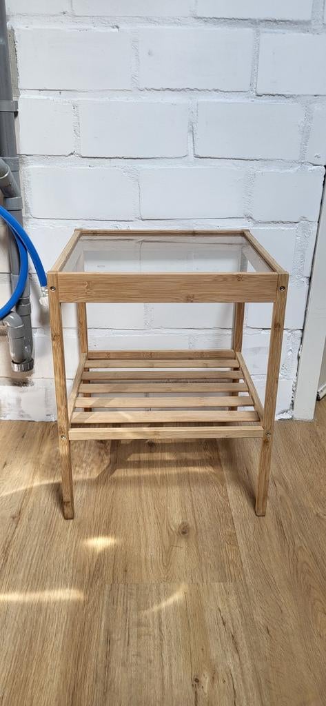 Bamboe bijzettafel met glazen blad, Minder dan 45 cm, Minder dan 55 cm, Modern, Scandinavisch, Ophalen of Verzenden
