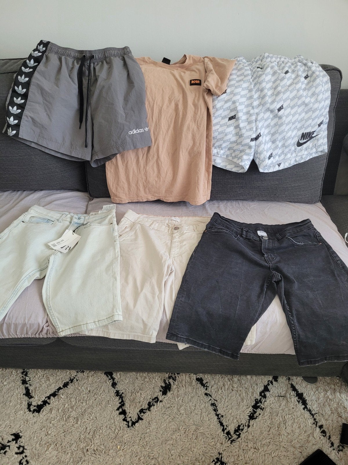 Jongenskortbroepakket: shorts en T-shirt (Adidas, Nike, Zara, Ophalen of Verzenden, Gebruikt, Adidas, Nike, Zara, Jongen