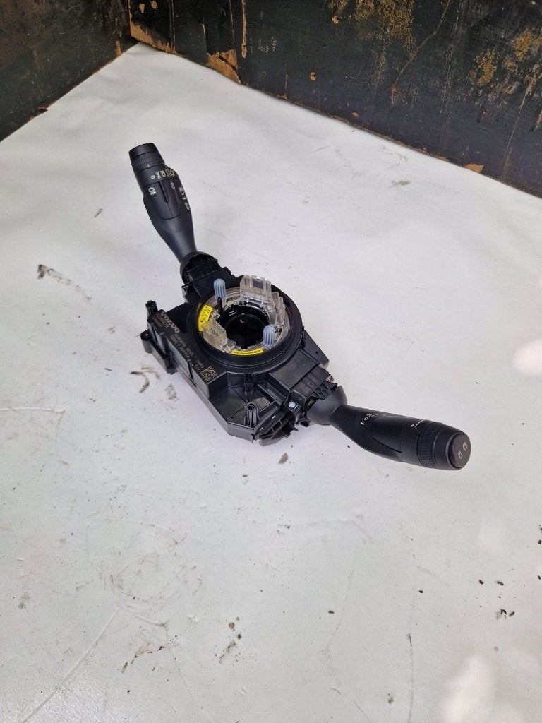 Volvo V60 II stuurhendelunit klokveer 32266888 32266029, Ophalen of Verzenden, Gebruikt, Volvo
