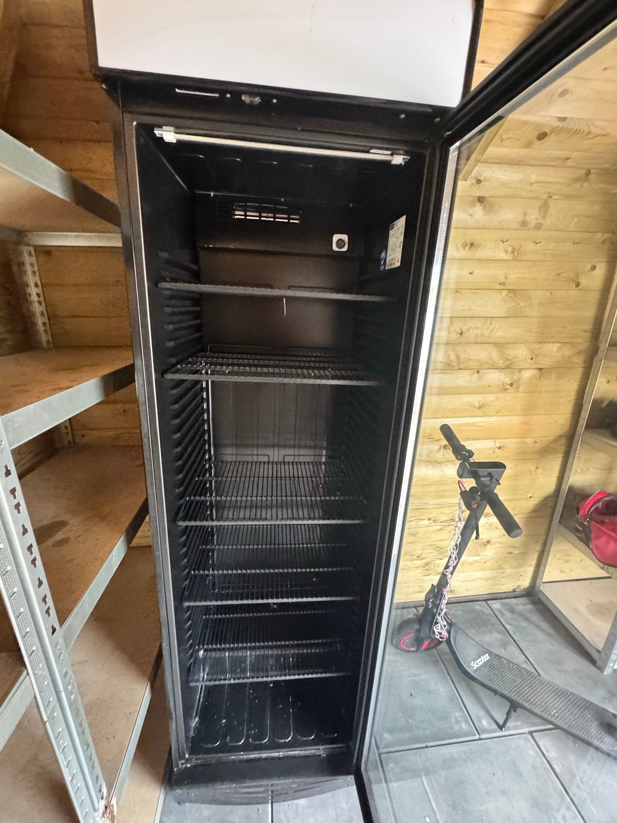 Frigoglass Display Koelkast - 365L - Perfect voor Drankjes, Witgoed en Apparatuur, Koelkasten en IJskasten, 200 liter of meer