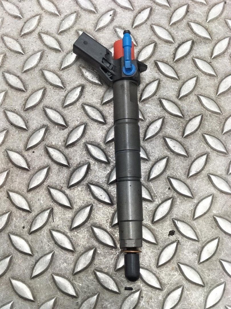 MERCEDES B CLASS BRANDSTOF INJECTOR / VERSTUIVER 6540700187, Ophalen of Verzenden, Gebruikt, Stiba lid