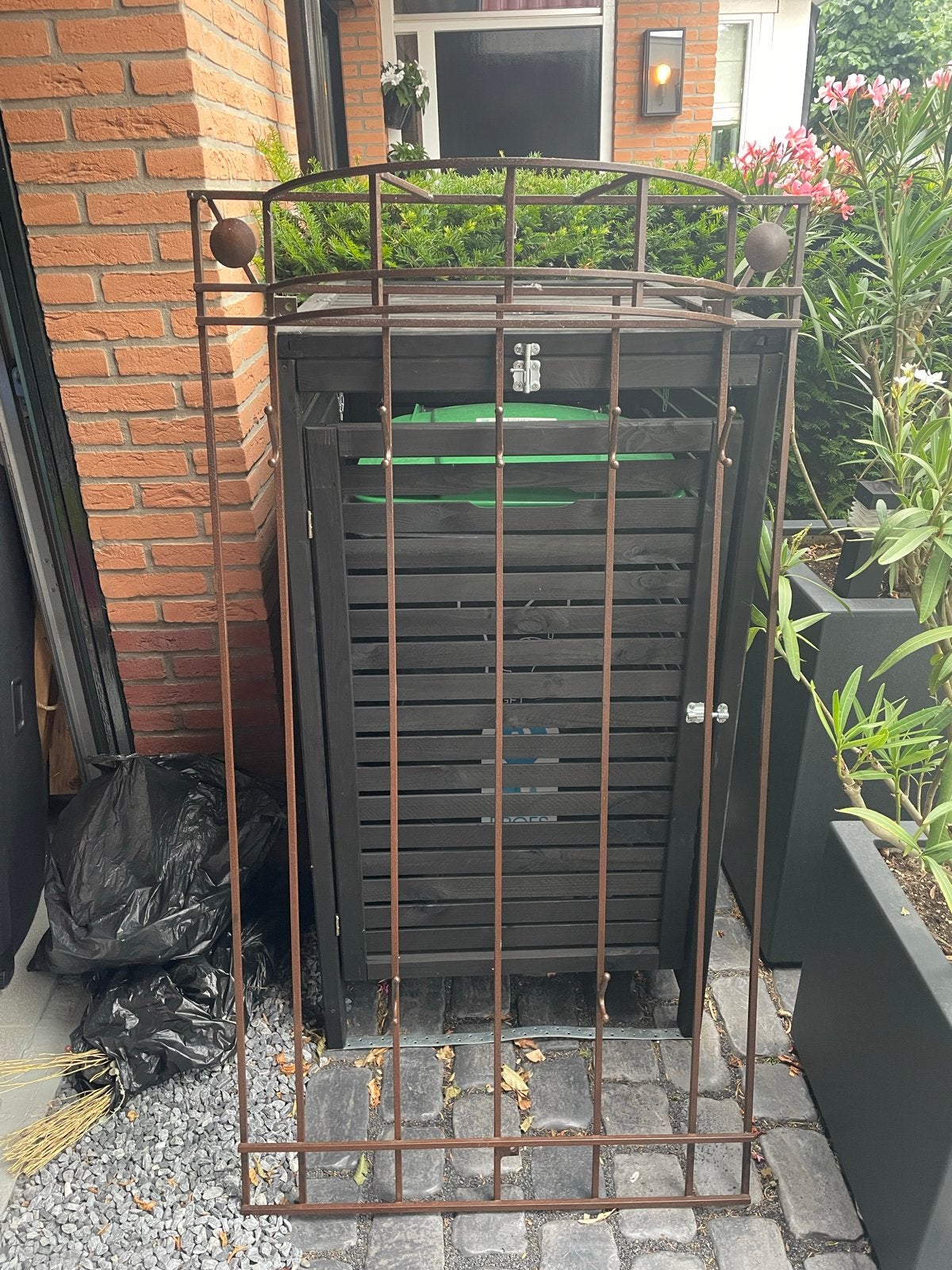 Metalen wandkapstok, Gebruikt, Metaal, 150 tot 200 cm, Ophalen