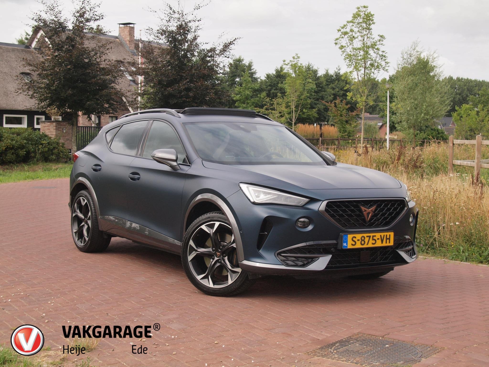 CUPRA Formentor 1.4 e-Hybrid VZ Black Edition | Panoramadak, Gebruikt, 4 cilinders, Formentor, Blauw
