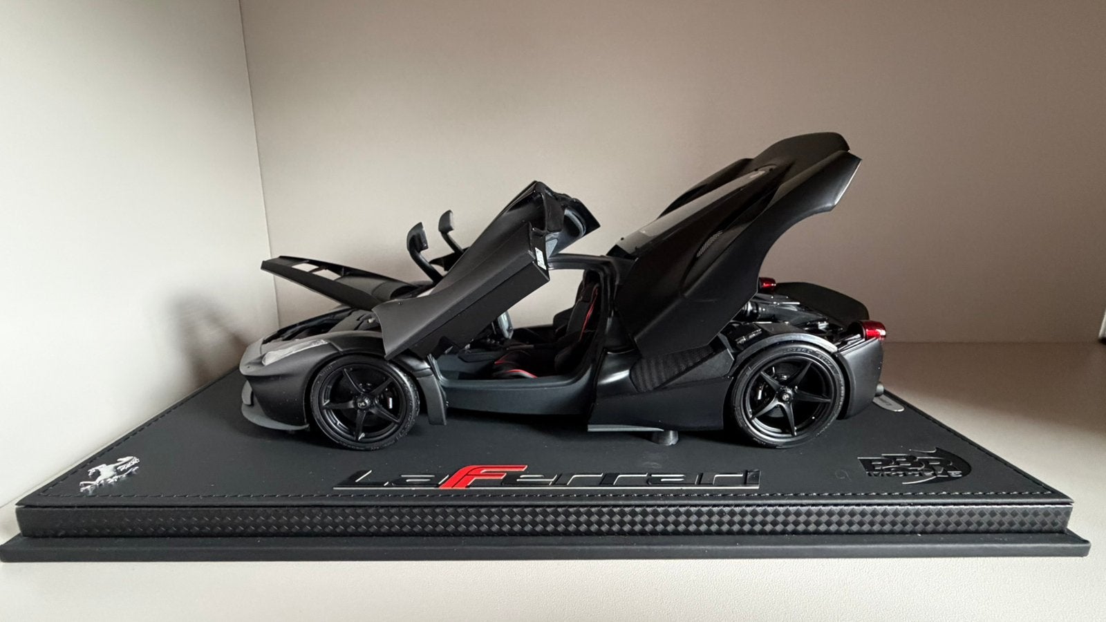 1/18 BBR Ferrari LaFerrari Matt black open, Ophalen of Verzenden, Nieuw, Overige merken