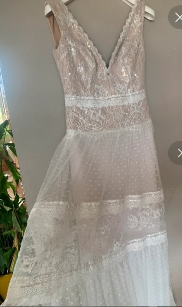 Trouwjurk Hervé Mariage MT S/36/8 Crème, Ophalen, Trouwjurk, Hervé Mariage, Overige kleuren