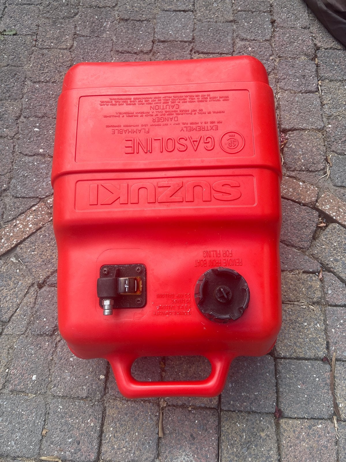 Suzuki Benzinetank 25 L met brandstofmeter, Watersport en Boten, Ophalen of Verzenden, Gebruikt, Motor en Techniek