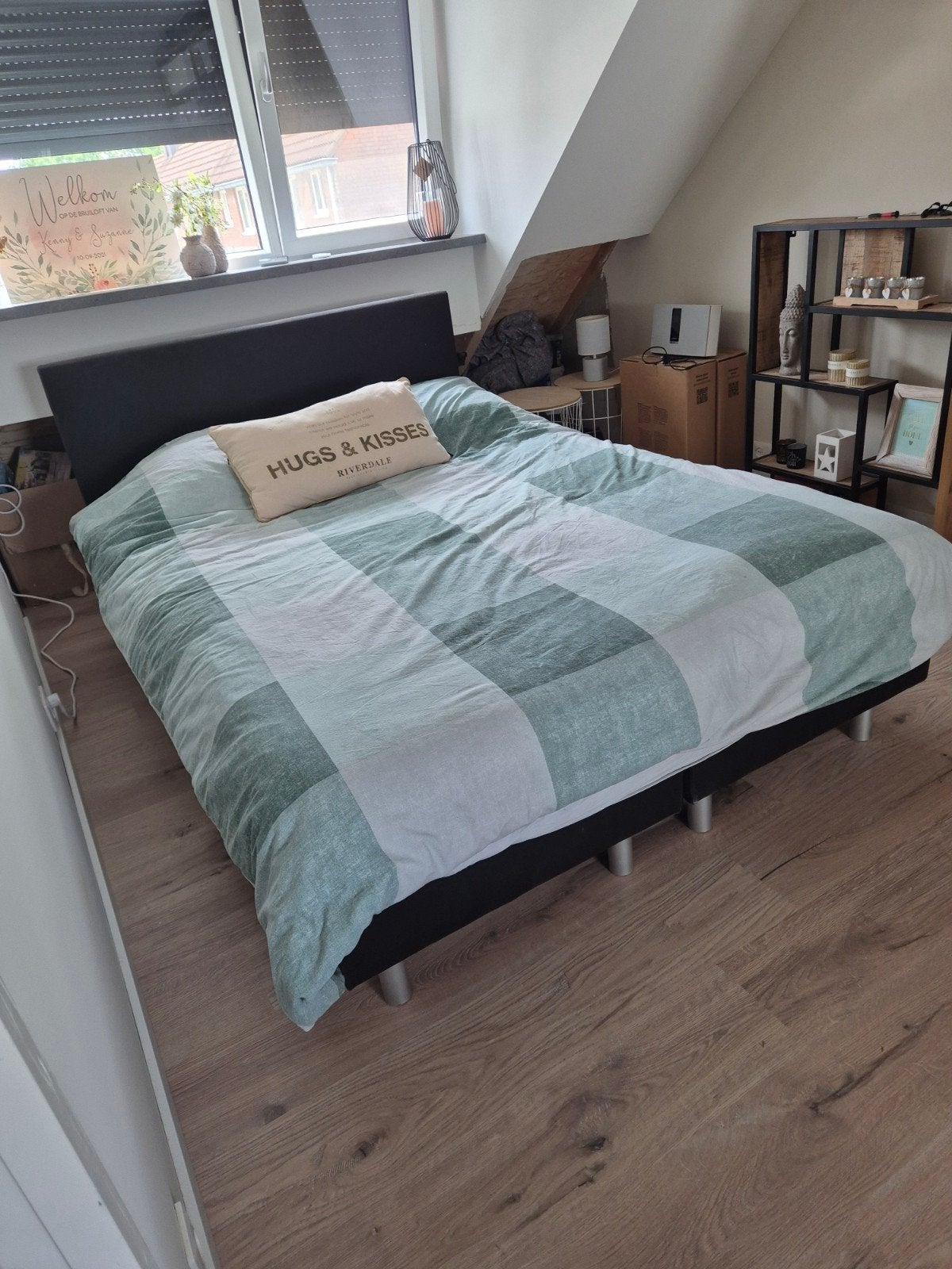 Boxspring 140x200 met hoofdbord en matras, Huis en Inrichting, Slaapkamer | Bedden, Ophalen, Gebruikt, Zwart, Tweepersoons