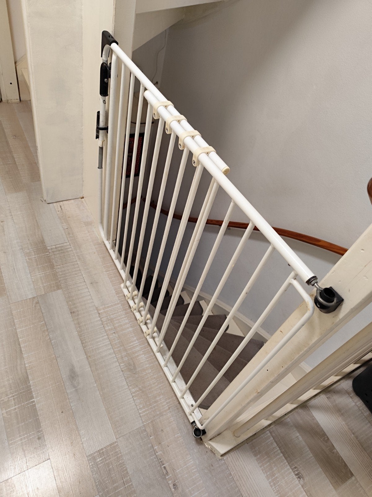 traphek wit compleet 80 cm hoog breedte 1m flexibel, Kinderen en Baby's, Ophalen, 115 cm of meer