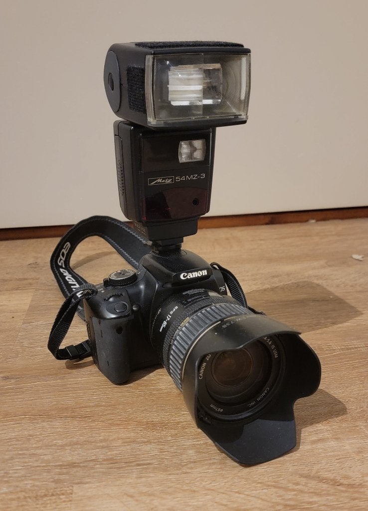 Canon EOS 400D + EF-S 17-85mm + Metz 54 MZ-3 flitser, Gebruikt, Spiegelreflex, Canon, 10 megapixels