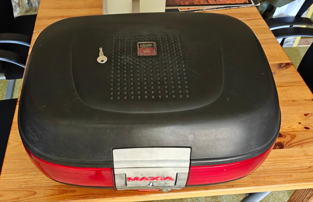 Givi ( top) koffer, Motoren, Ophalen, Gebruikt