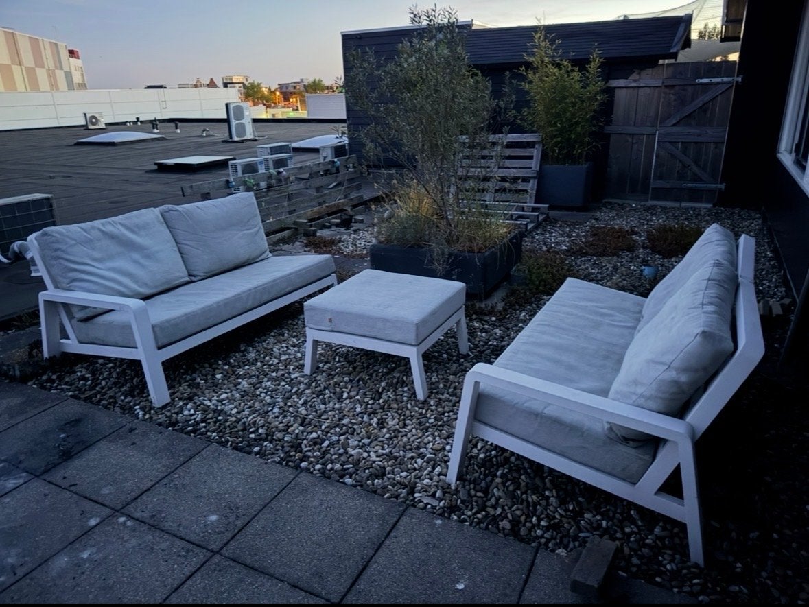 Robuuste aluminium loungeset met dikke kussens, 4 zitplaatsen, Gebruikt, Aluminium, Ophalen of Verzenden