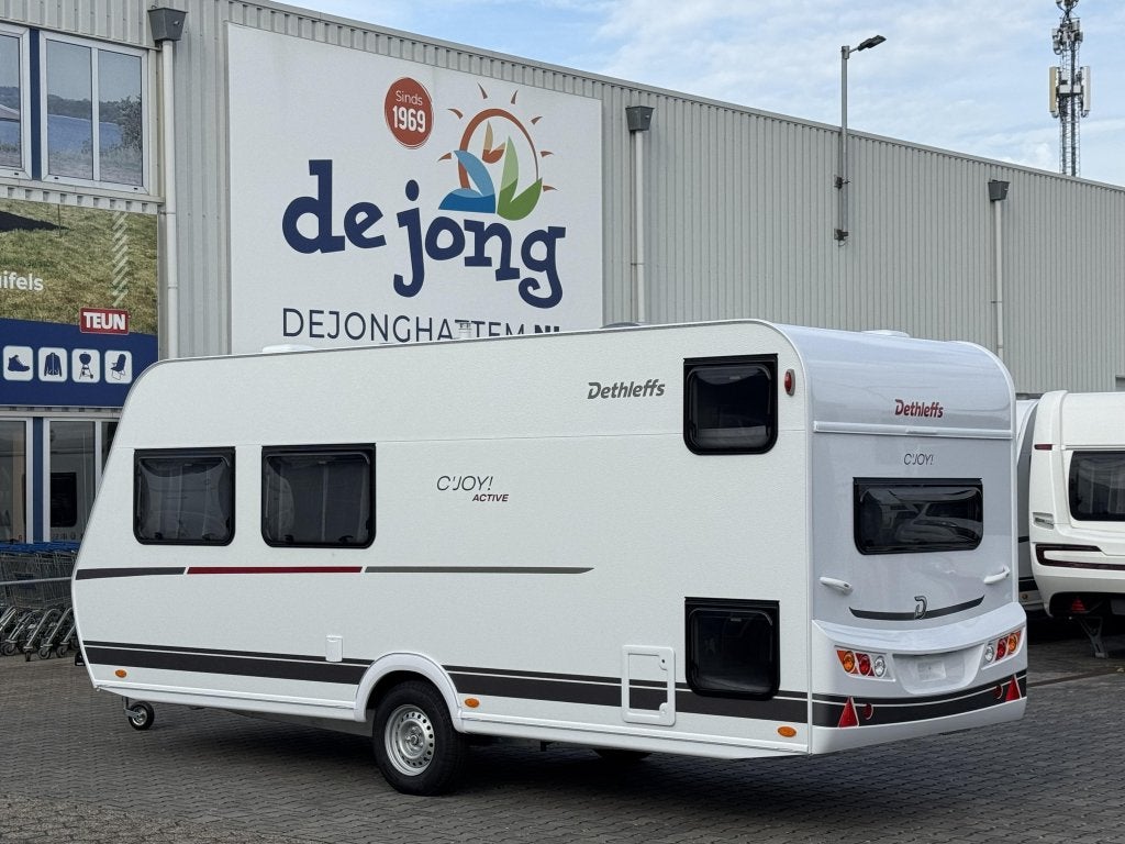Dethleffs C'Joy 480 QLK Stapelbed met 3 bedden, Schokbreker, Standaardzit, Bedrijf, Dwarsbed