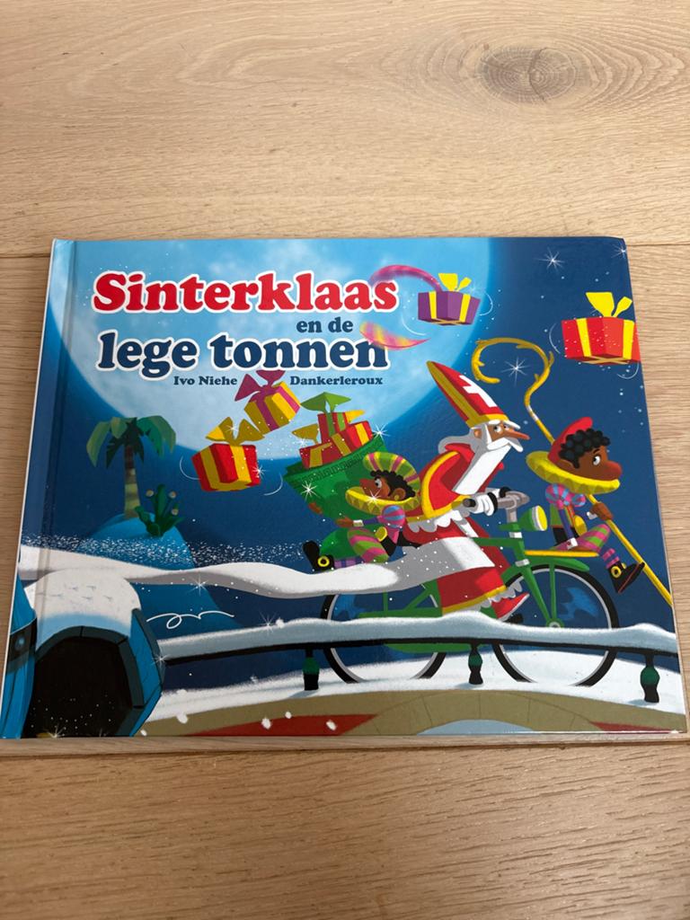Sinterklaas en de lege tonnen - Ivo Niehe & Dankerleroux, Boeken, Ophalen of Verzenden, Zo goed als nieuw, Fictie algemeen