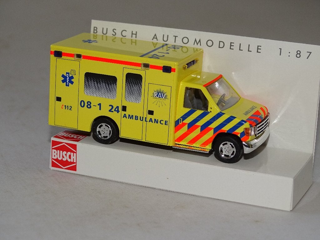 1/87 Busch Ford 350 Ambulance  Nijmegen, Hobby en Vrije tijd, Ophalen of Verzenden, Nieuw, Auto, Overige merken