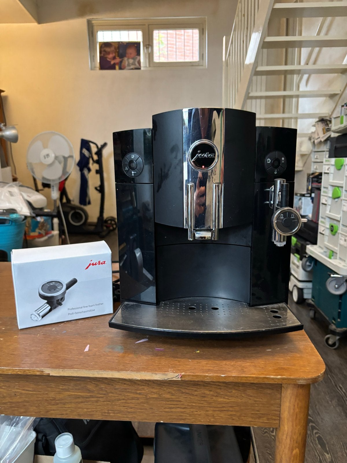 Jura impressa C5 volautomatische koffiemachine, Afneembaar waterreservoir, Koffiemachine, Zo goed als nieuw, 2 tot 4 kopjes