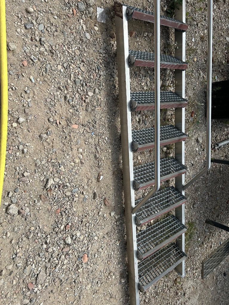RVS trap, Ophalen, Gebruikt
