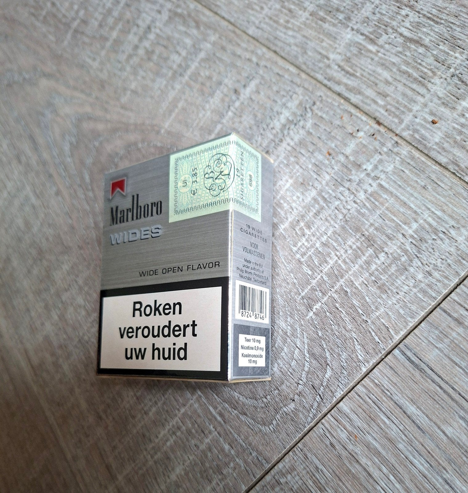 MARLBORO  WIDES               VERZAMEL PAKJE sigaretten, Verzamelen, Rookartikelen, Aanstekers en Luciferdoosjes, Ophalen of Verzenden