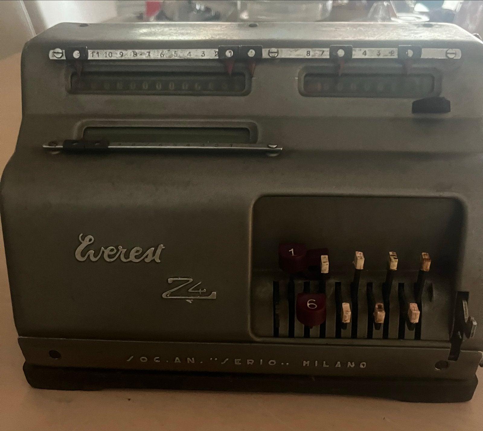 Vintage Everest Z4 Rekenmachine - Made in Italy, Antiek en Kunst, Antiek | Kantoor en Zakelijk, Ophalen of Verzenden