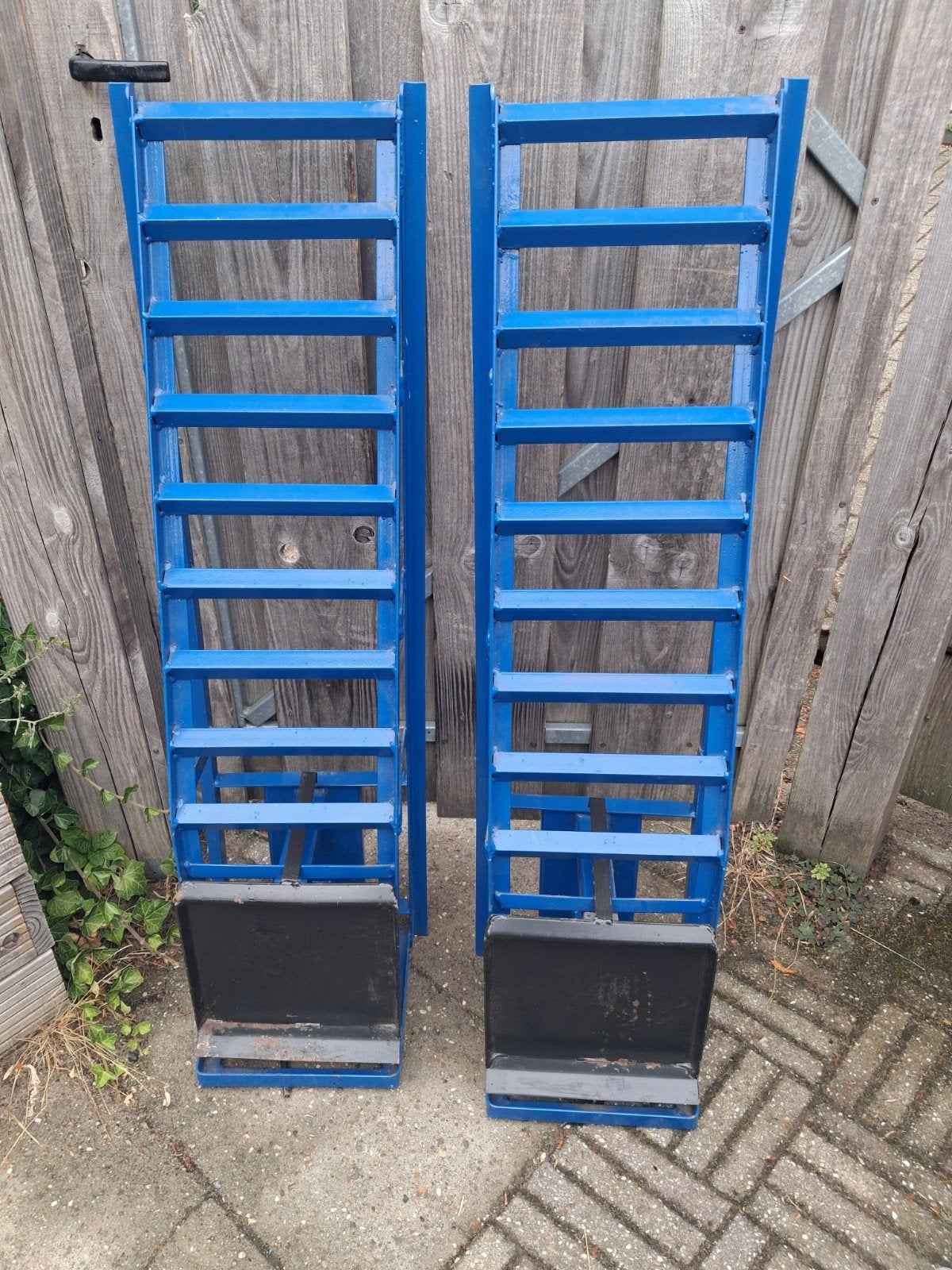 Set van 2 oprijbokken met kriksteun, Ophalen
