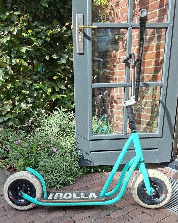Rolla Rocker Step Mint met Witte Wielen en Stuurverhoger, Ophalen, Gebruikt, Gewone step, Rolla Rocker