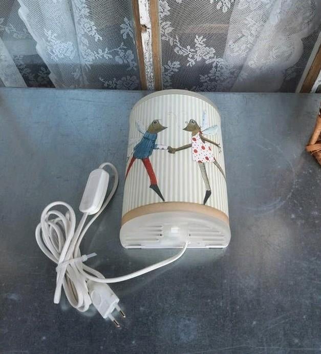 Wandlamp kinderkamer ikea tassa natt,lees de beschrijving, Ophalen of Verzenden, Zo goed als nieuw, Lamp