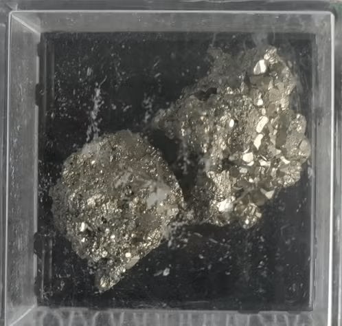 Pyriet klein en groot, Ophalen of Verzenden, Mineraal