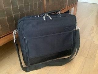 Targus laptoptas 15,6 inch tot 16 inch zwart, Computers en Software, Ophalen, Zo goed als nieuw, Targus, Zwart
