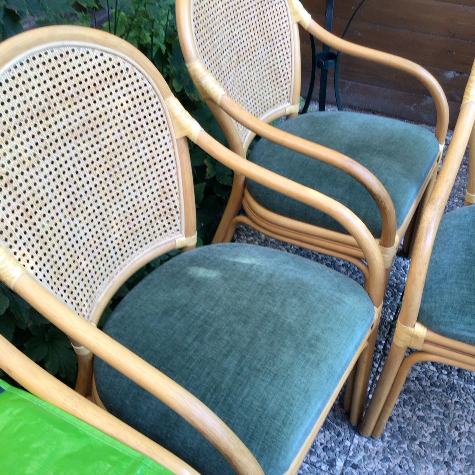Set van 4 vintage rotan stoelen met groene kussens, Ophalen of Verzenden