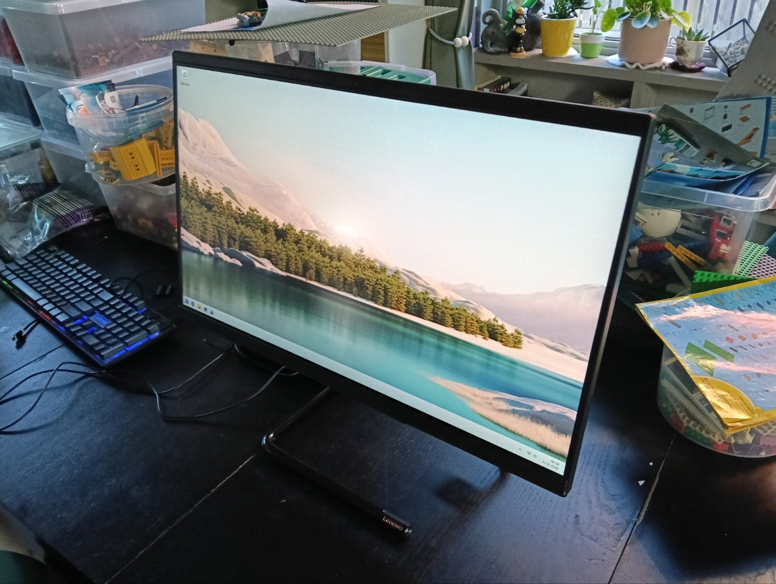 Lenovo IdeaCentre AIO 3 24IMB05 i3 8GB RAM 256GB SSD 24", 256 GB, 2 tot 3 Ghz, 8 GB, Ophalen of Verzenden