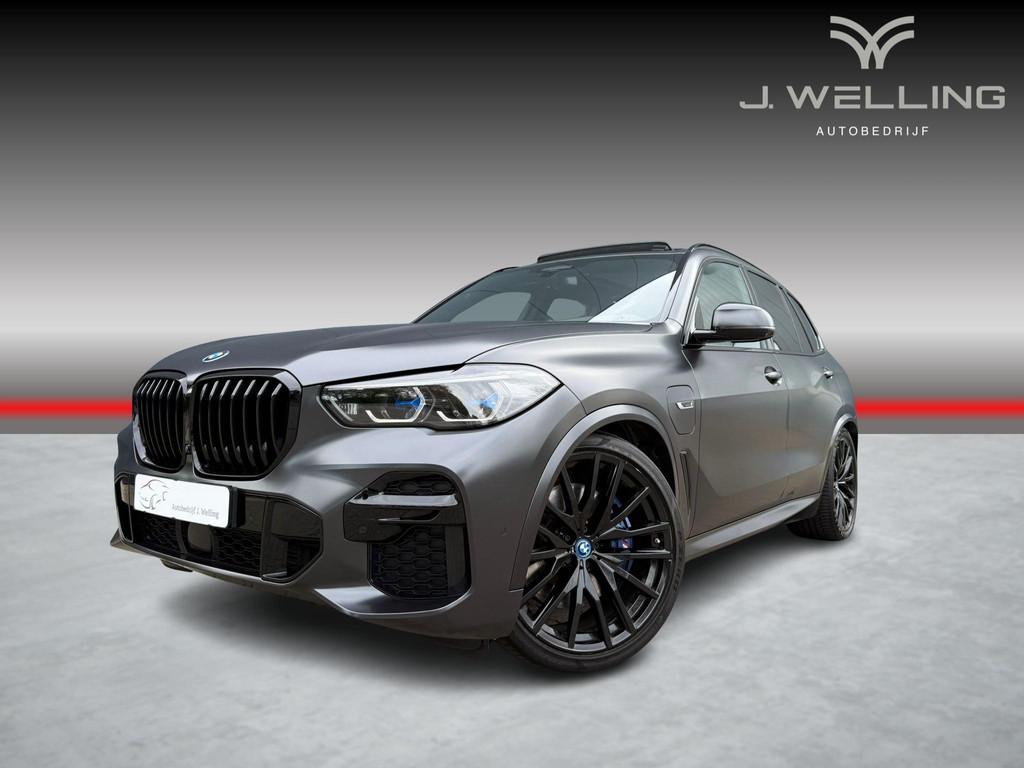 BMW X5 xDrive45e B&W Skylounge massage tr.hk, Auto's, BMW, Gebruikt, 394 pk, Vierwielaandrijving, Hybride Elektrisch/Benzine