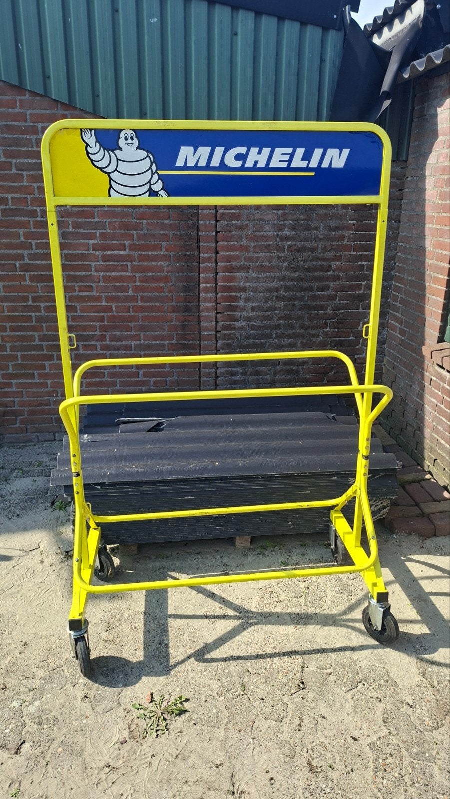 Vintage Michelin bandenrek - Geel, op wielen, Auto-onderdelen, Ophalen, Gebruikt, Banden en Velgen