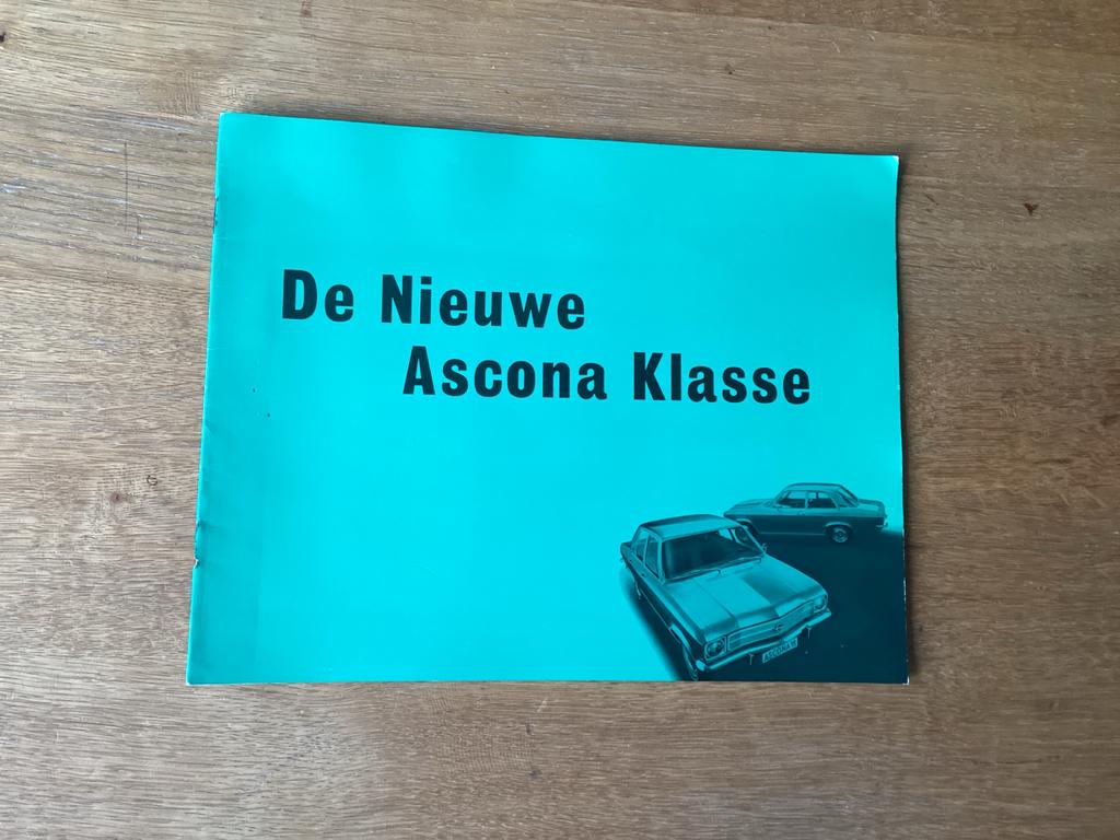 Opel Ascona Klasse brochure - De Nieuwe Ascona Klasse, Ophalen of Verzenden, Gelezen, Opel
