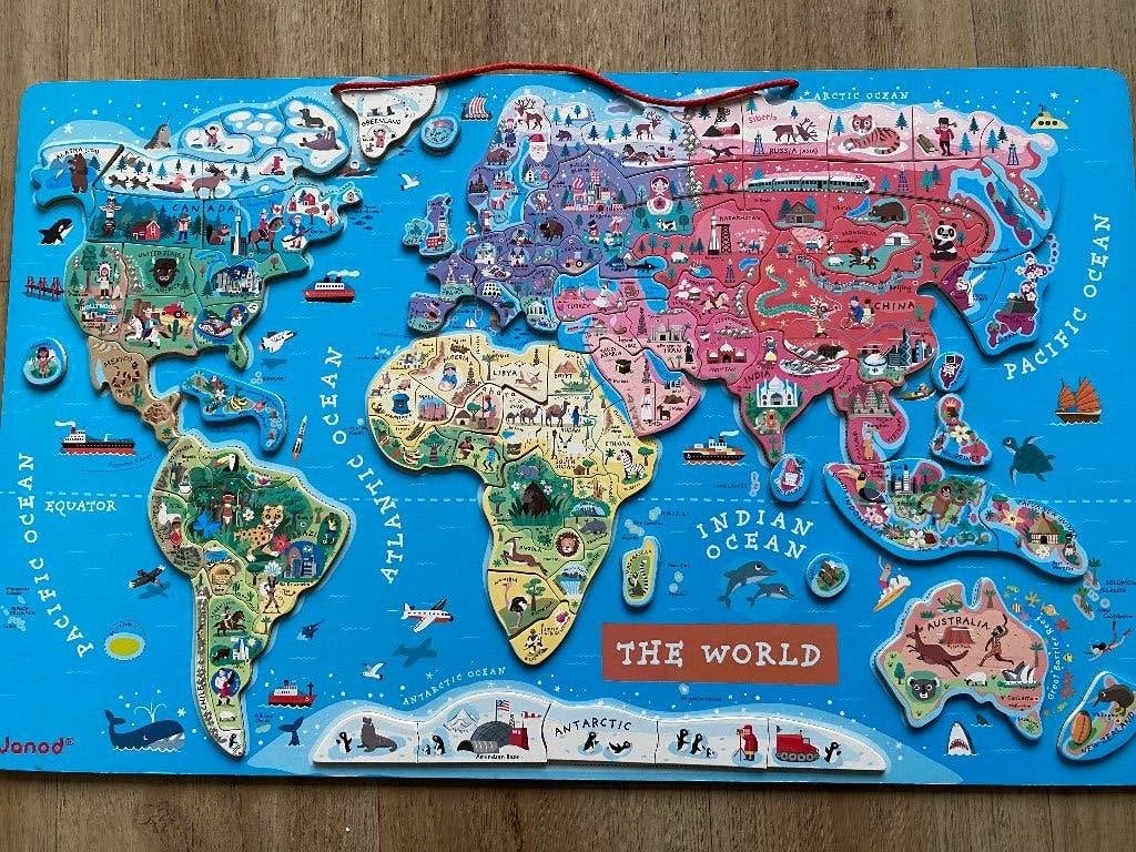Janod magnetische wereldkaart puzzel, Ophalen of Verzenden, Zo goed als nieuw, Puzzelen