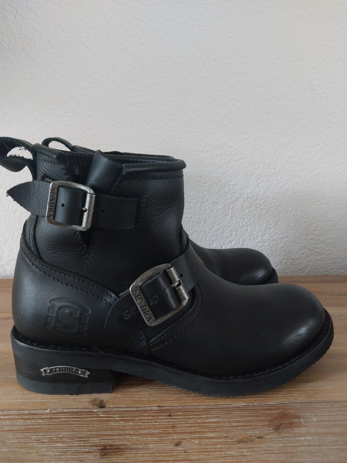 Mooie Sendra laarzen maat 36, Sendra, Zwart, Lage of Enkellaarzen, Ophalen of Verzenden