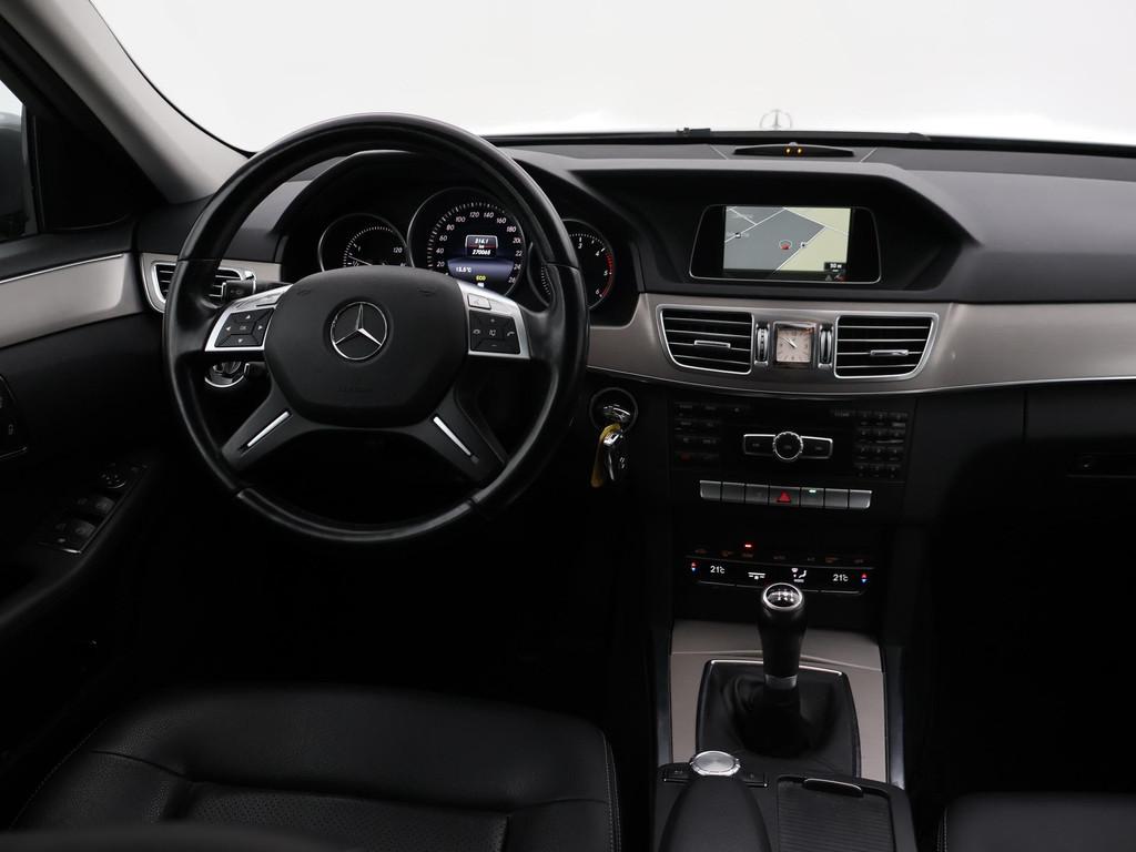 Mercedes-Benz E-klasse Estate 200 CDI NIEUW MODEL + TREKHAAK, Auto's, Mercedes-Benz, Euro 5, Gebruikt, 19 km/l, 2143 cc