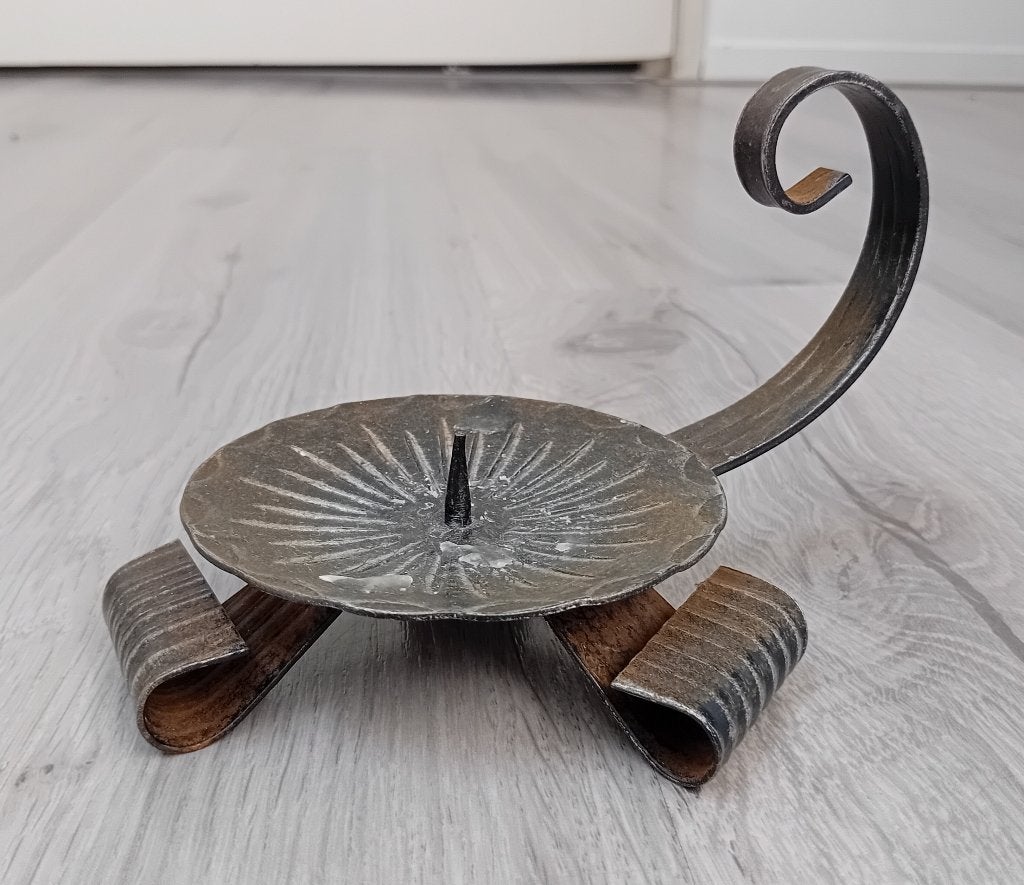 vintage gesmede kandelaar, Antiek en Kunst, Antiek | Kandelaars, Verzenden, Koper of Brons
