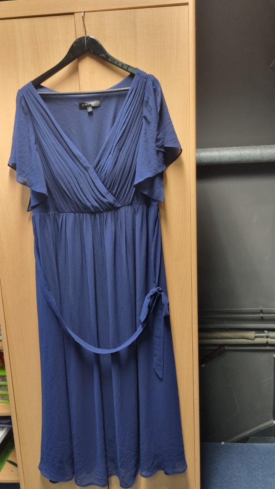Elegante Marineblauwe Feestjurk Maat 52 met Ceintuur, Ophalen of Verzenden, Gedragen, Maat 46/48 (XL) of groter, Blauw