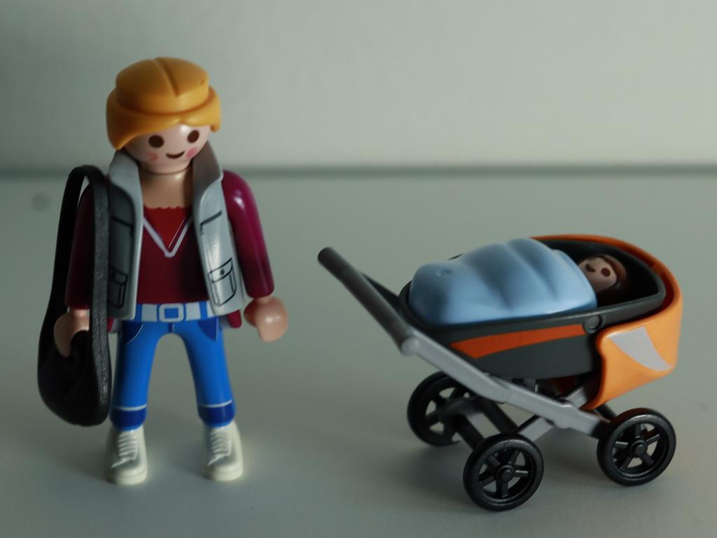 Playmobil 4756 Mama met kinderwagen, Ophalen of Verzenden