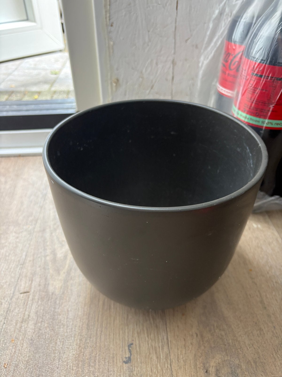 Grote grijze bloempot, Tuin en Terras, Ophalen, Kunststof, Rond, Zo goed als nieuw