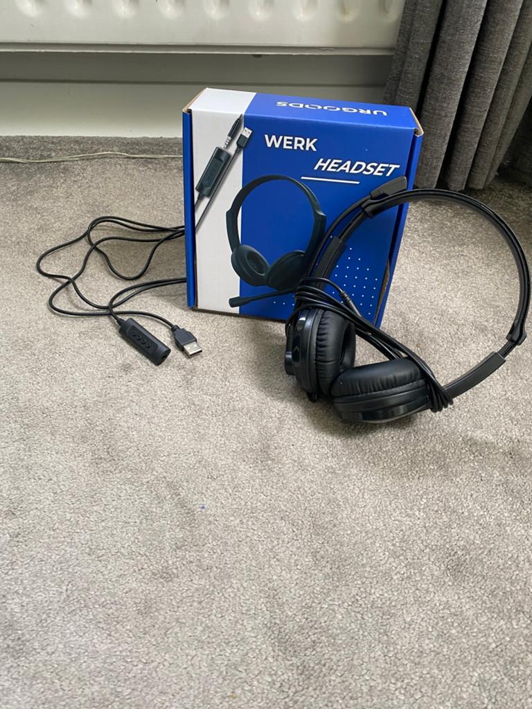 Headset met microfoon, Computers en Software, Headsets, Ophalen, Nieuw, On-ear, Volumeregelaar